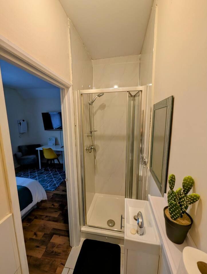 King En Close To Heathrow Airport * Hounslow